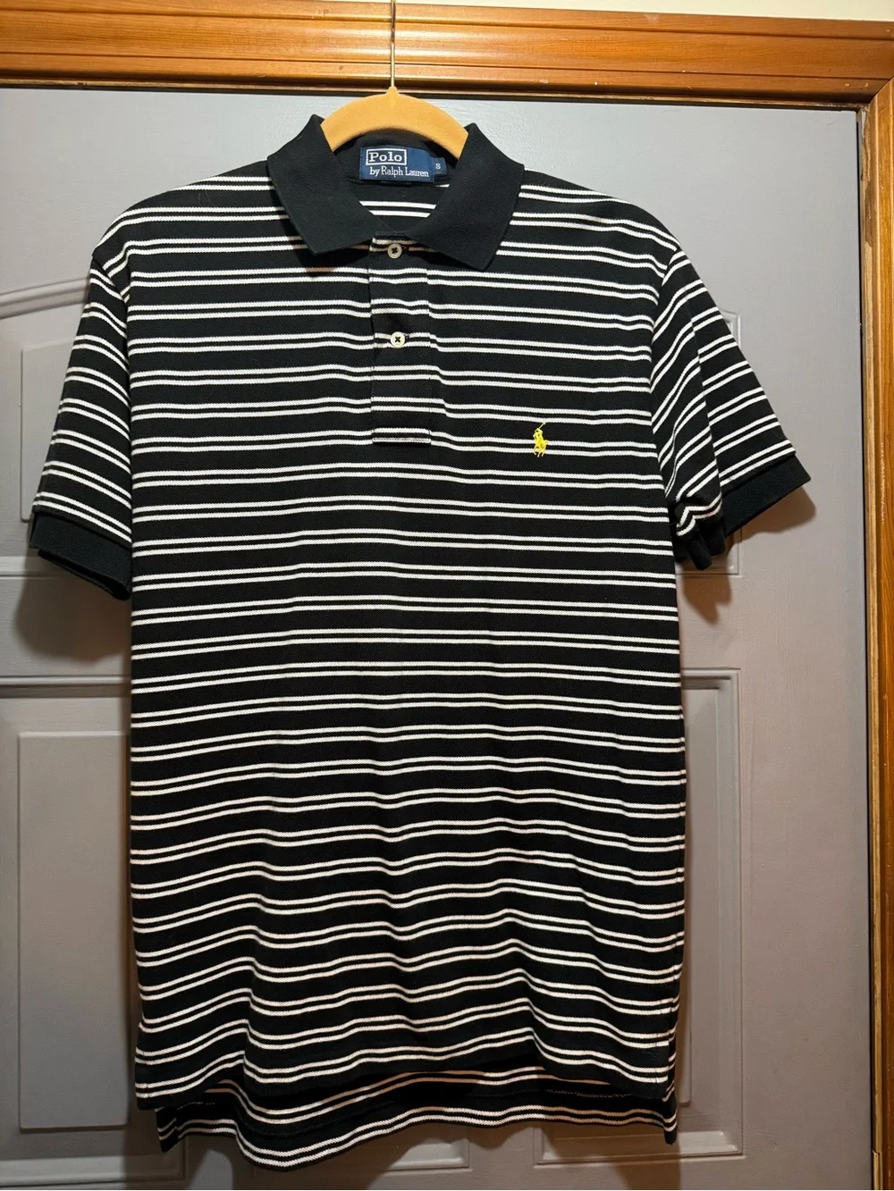 Polo by Ralph Lauren Black and White Striped Polo (men-small)